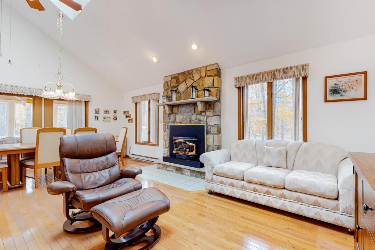 Friendship Lodge Pocono Lake Экстерьер фото