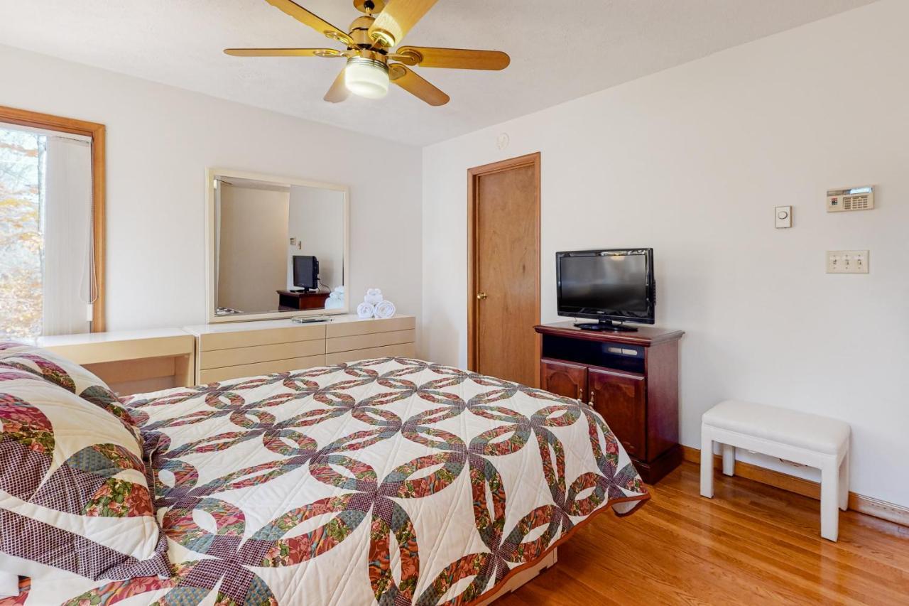 Friendship Lodge Pocono Lake Экстерьер фото