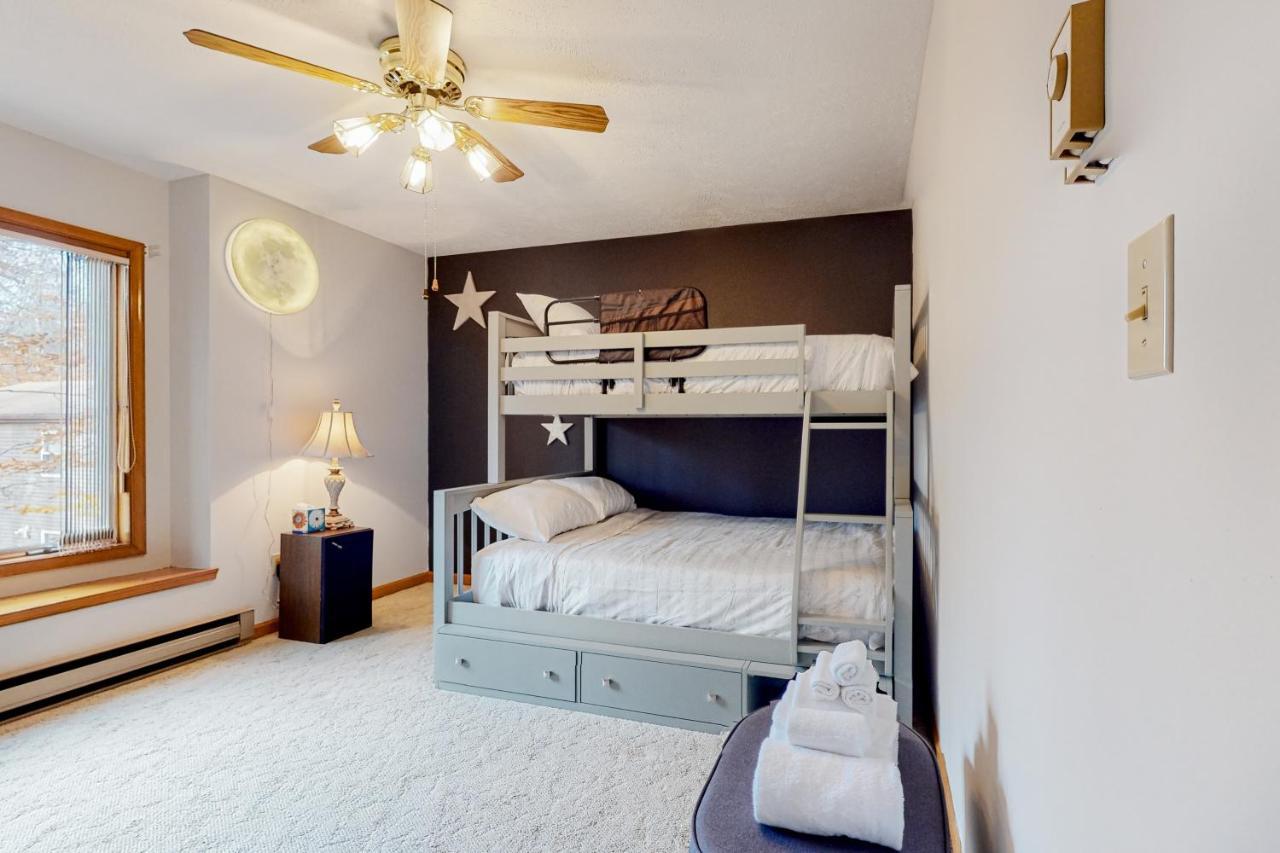 Friendship Lodge Pocono Lake Экстерьер фото