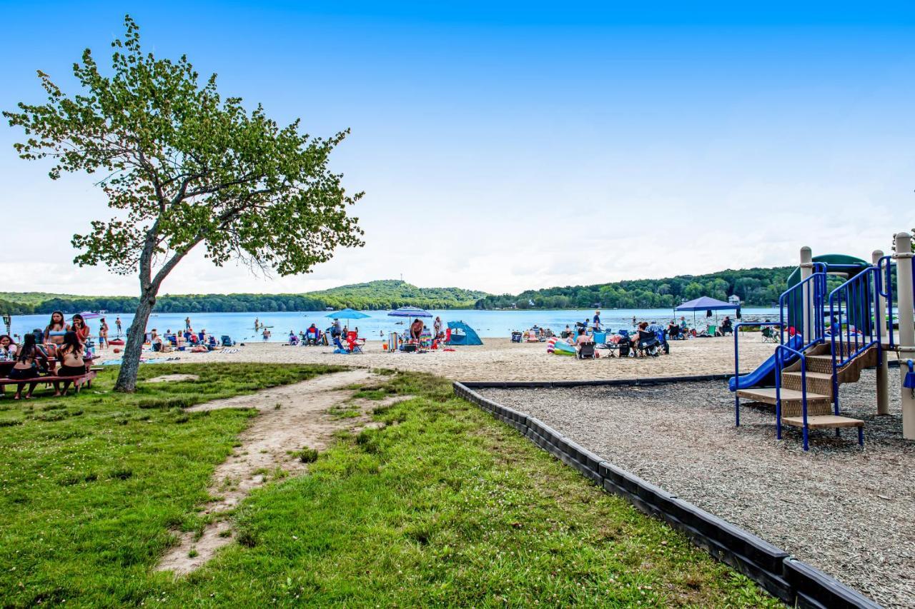Friendship Lodge Pocono Lake Экстерьер фото