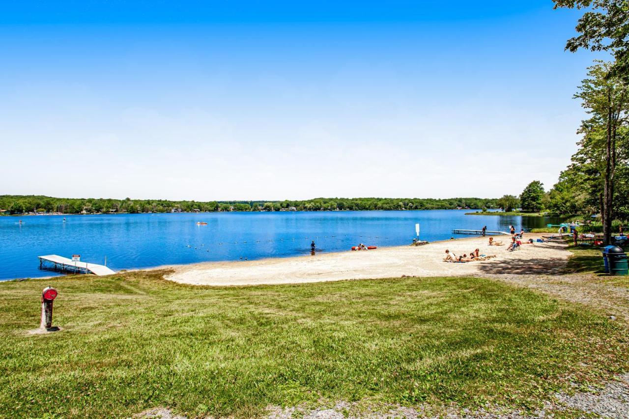 Friendship Lodge Pocono Lake Экстерьер фото